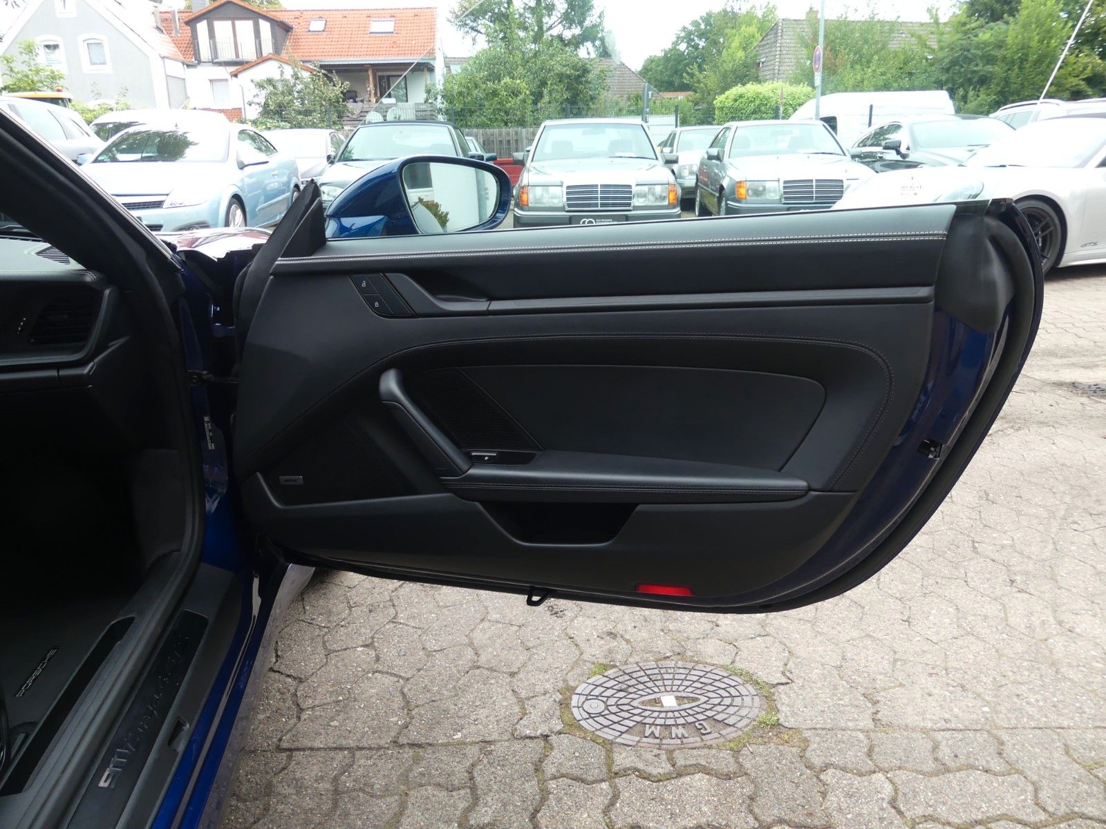 Fahrzeugabbildung Porsche 911 / 992 Targa 4 GTS, 1.Hd, SH-Porsche, Lift,