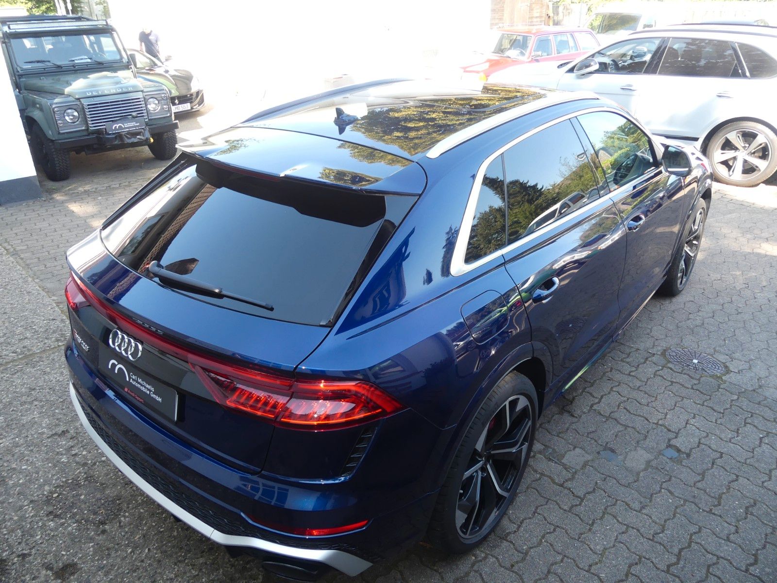 Fahrzeugabbildung Audi RS Q8 4.0 TFSI, 1. Hd., B&O, Keramik, Carbon