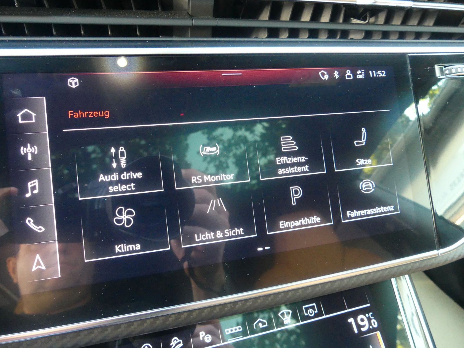 Fahrzeugabbildung Audi RS Q8 4.0 TFSI, 1. Hd., B&O, Keramik, Carbon
