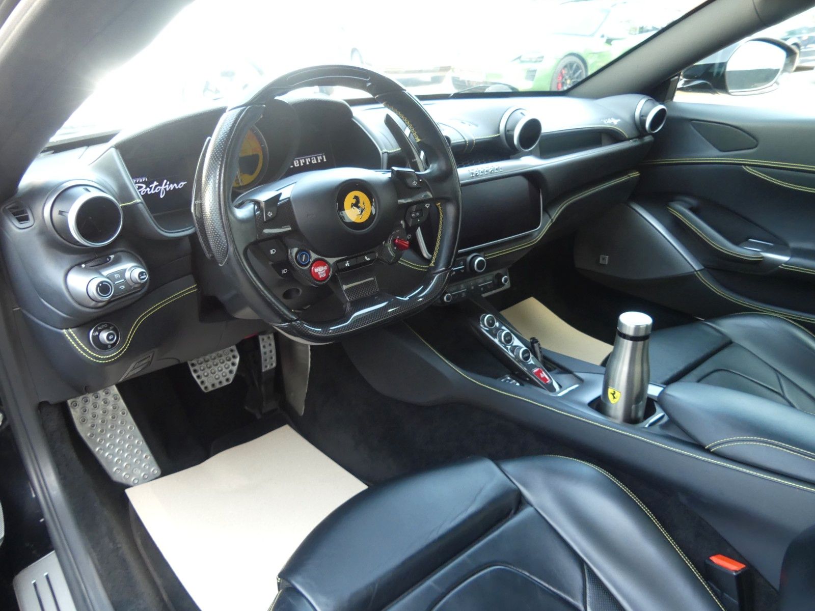 Fahrzeugabbildung Ferrari Portofino, Garantie,Carbon,NOVITEC,Kamera,TOP