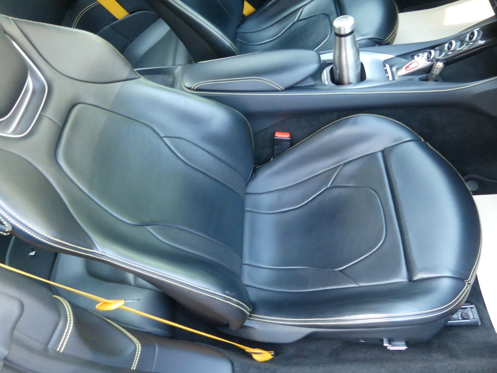 Fahrzeugabbildung Ferrari Portofino, Garantie,Carbon,NOVITEC,Kamera,TOP