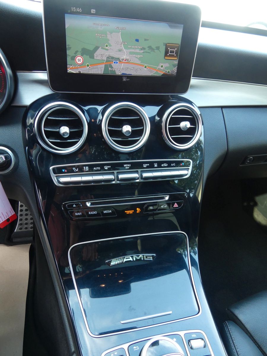 Fahrzeugabbildung Mercedes-Benz C 250 T-4Matic, AMG PAKET, Top Zustand