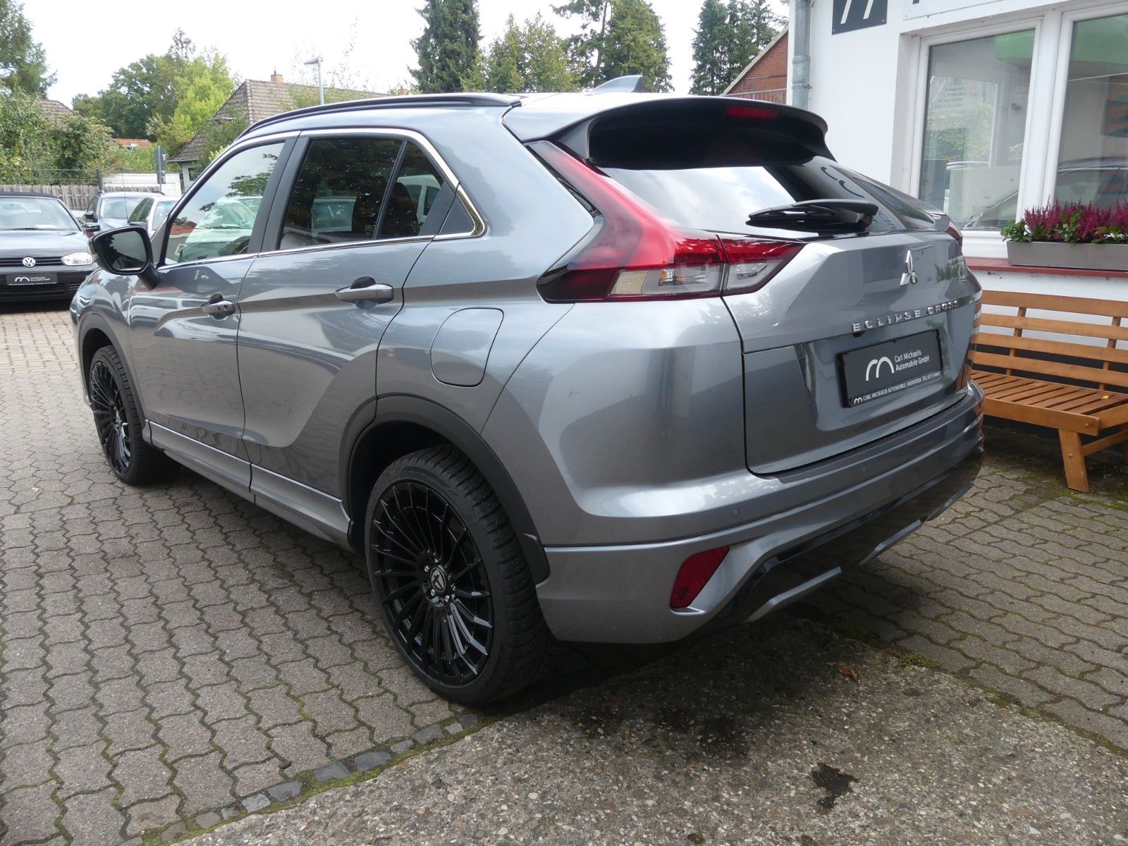 Fahrzeugabbildung Mitsubishi Eclipse Cross Plus Select Black Hybrid 4WD