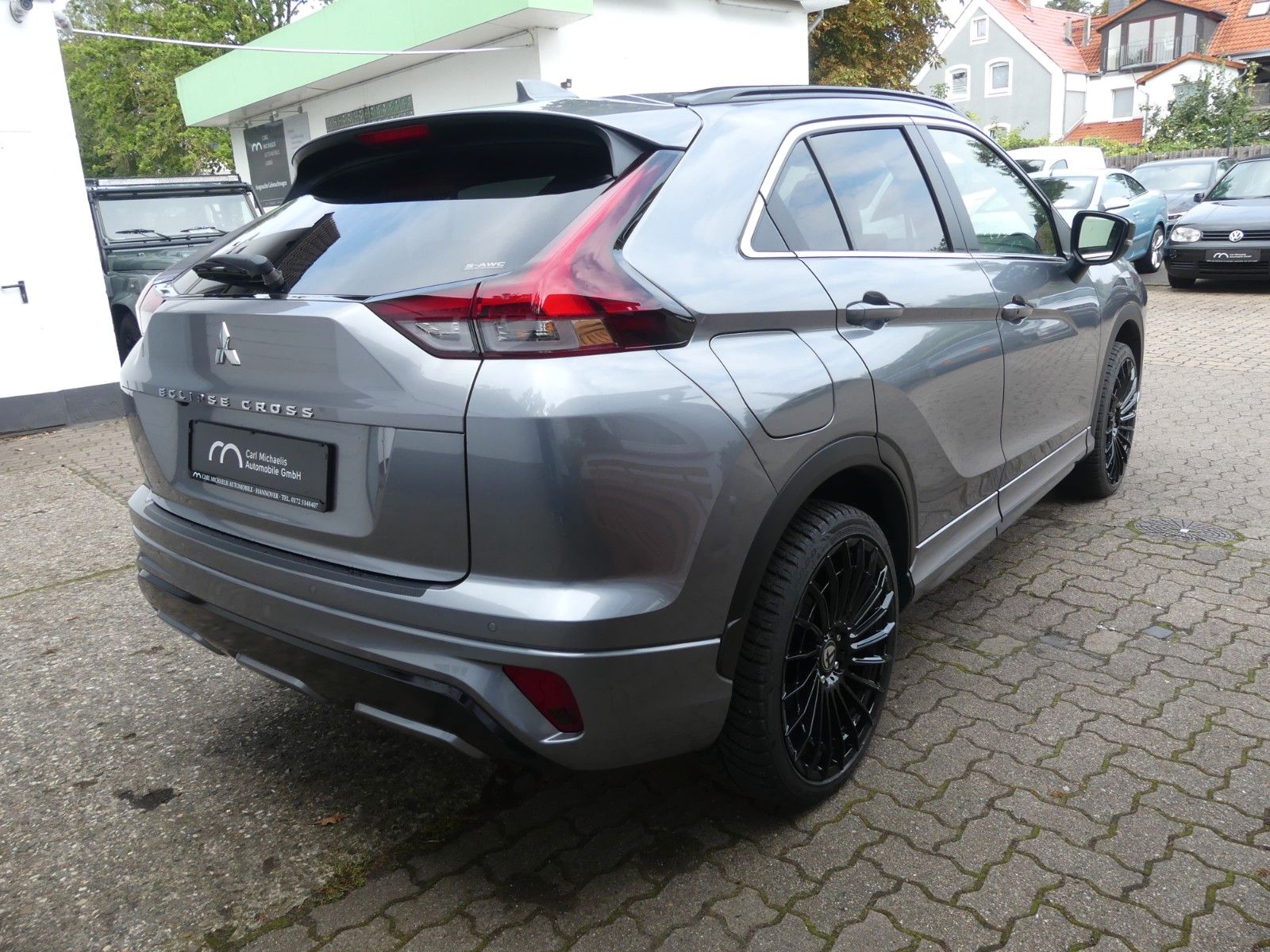 Fahrzeugabbildung Mitsubishi Eclipse Cross Plus Select Black Hybrid 4WD